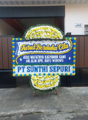 Papan Bunga Duka di Anggilowu